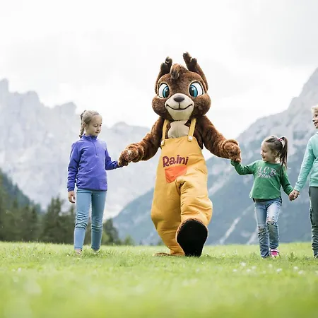 Family Rainer Hotel Sexten